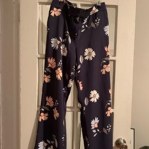 LOFT Floral Navy Blue/Pink/Grey Pants 🦋🌸